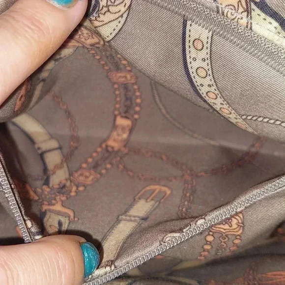 EUC BLUE VEGAN LEATHER CROSSBODY - Picture 9 of 13